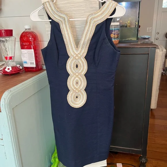 lilly pulitzer navy and gold dress Lilly Pulitzer NWT Valli Shift Dress, Navy/Gold Womens Size
